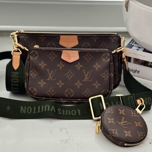 Louis Vuitton: AUTHENTIC - Khaki Multi Pochette (excellent condition)